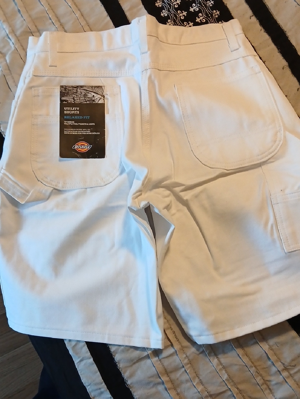 Dickies Men’s White Cargo Utility Shorts New W/ Tags